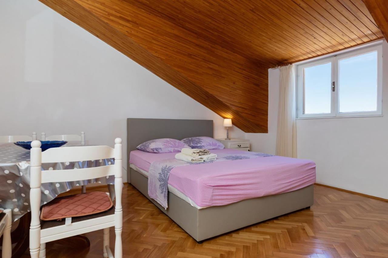 Apartments By The Sea Stanici, Omis - 19728 Esterno foto
